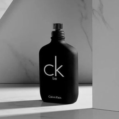 Calvin Klein (CK) Đen